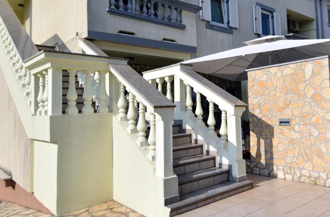 Guesthouse Zagora プーラ エクステリア 写真