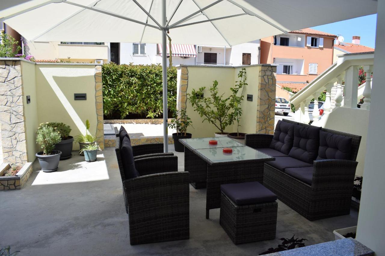 Guesthouse Zagora プーラ エクステリア 写真