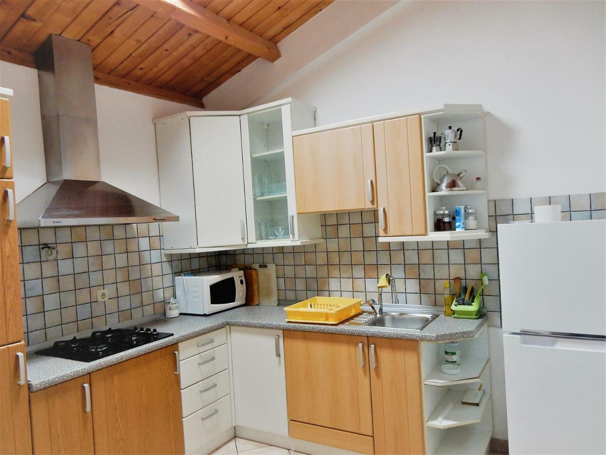 Guesthouse Zagora プーラ エクステリア 写真